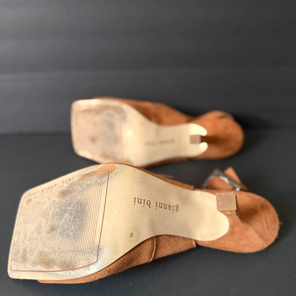 Gianni Bini Women Tan Suede Square Toe Slingback Heels with Buckle Accent Size 6 - Picture 7 of 8